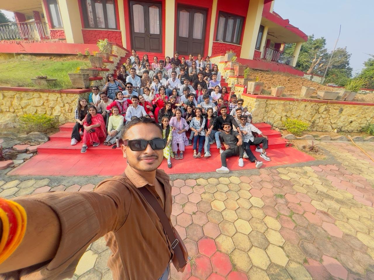SVIT student trip group photo