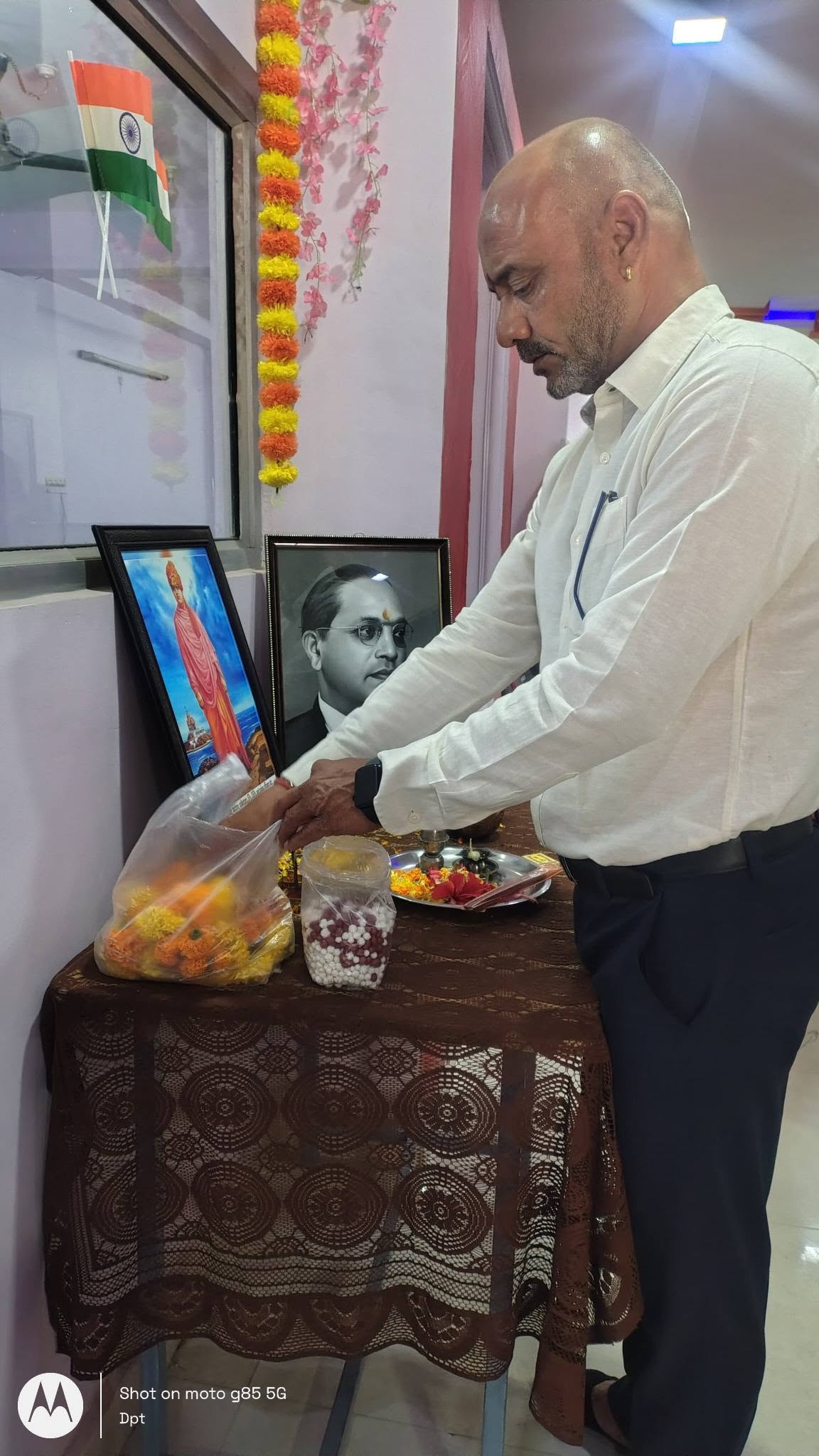SVIT ceremonial tribute